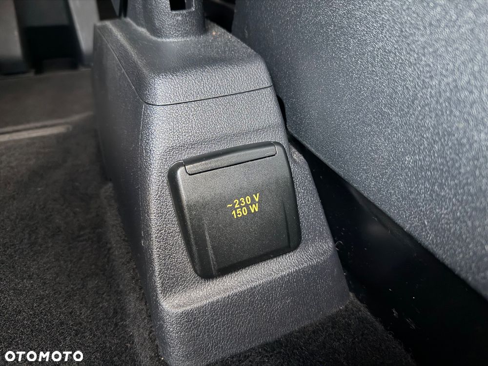 Ford Tourneo Custom 2.0 EcoBlue L1 Titanium - 38