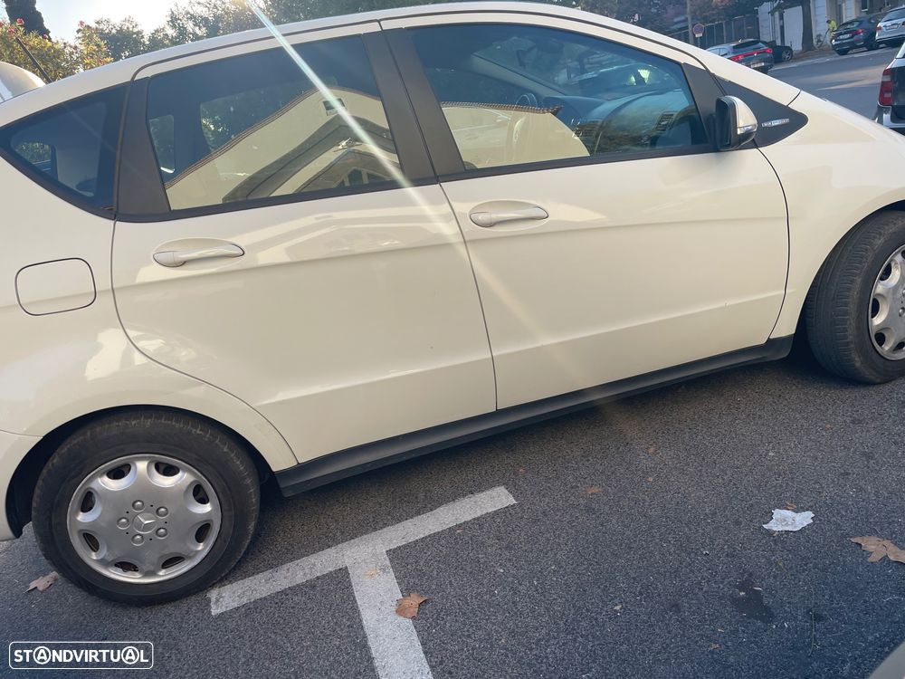 Mercedes-Benz A 160 Classic BlueEfficiency - 12