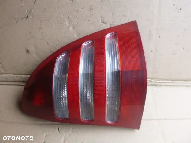 LAMPA PRAWY TYŁ PRAWA TYLNA MERCEDES C KLASA W203 KOMBI - 3