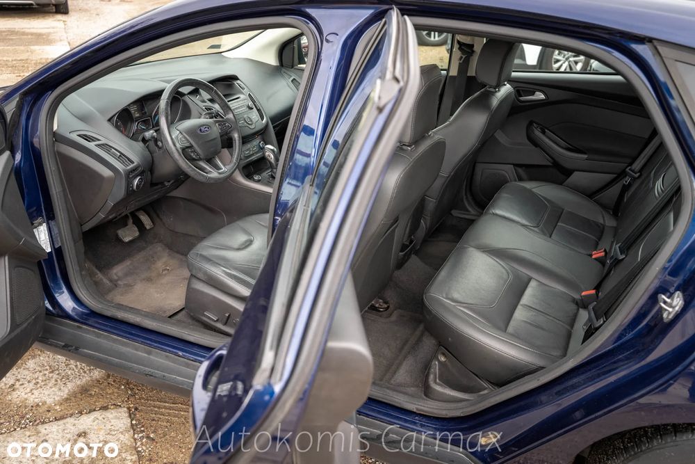 Ford Focus - 12