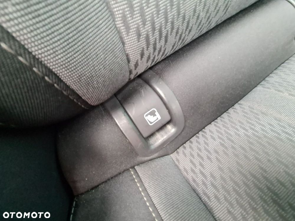 Skoda Octavia 2.0 TDI DSG Style - 36