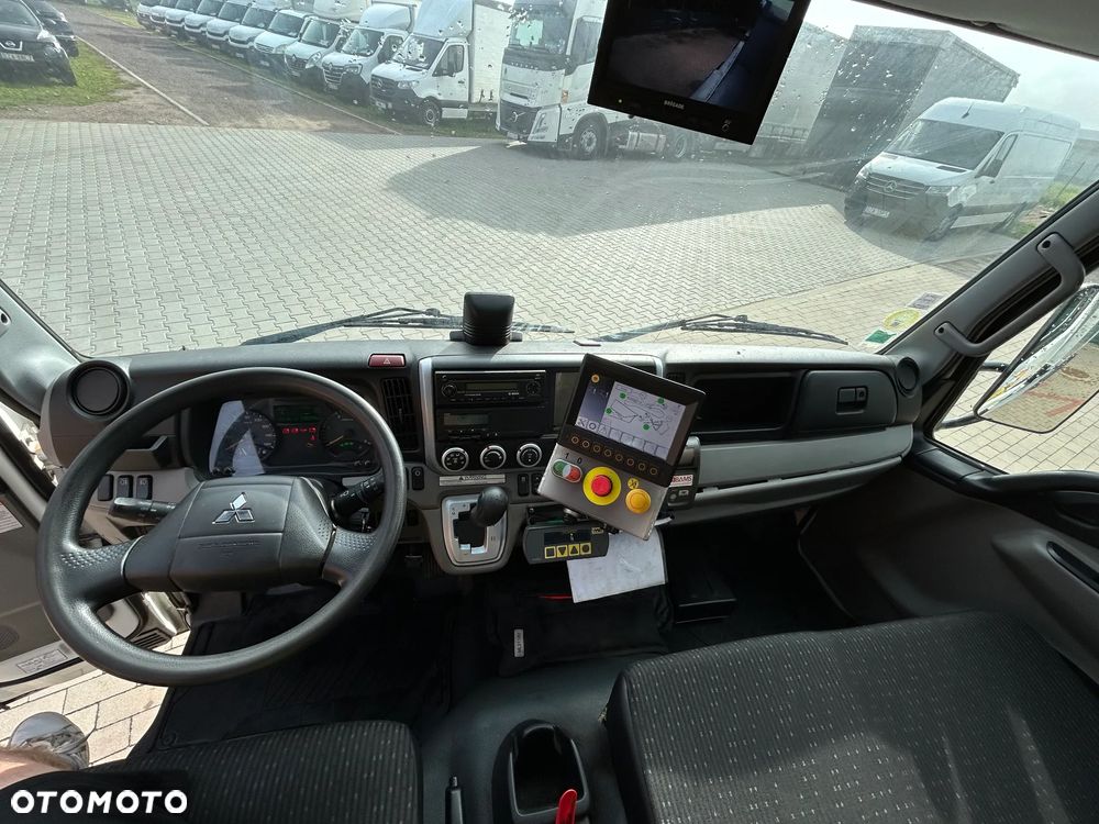 Mitsubishi Canter - 7