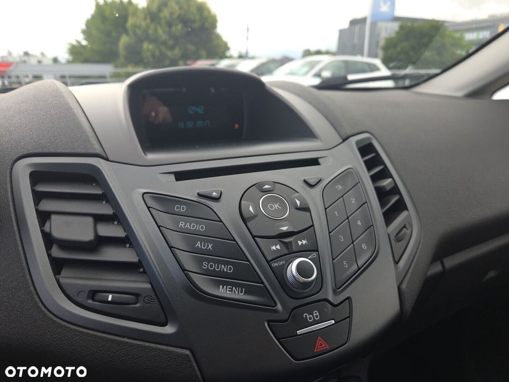 Ford Fiesta 1.25 Gold X EU6 - 23