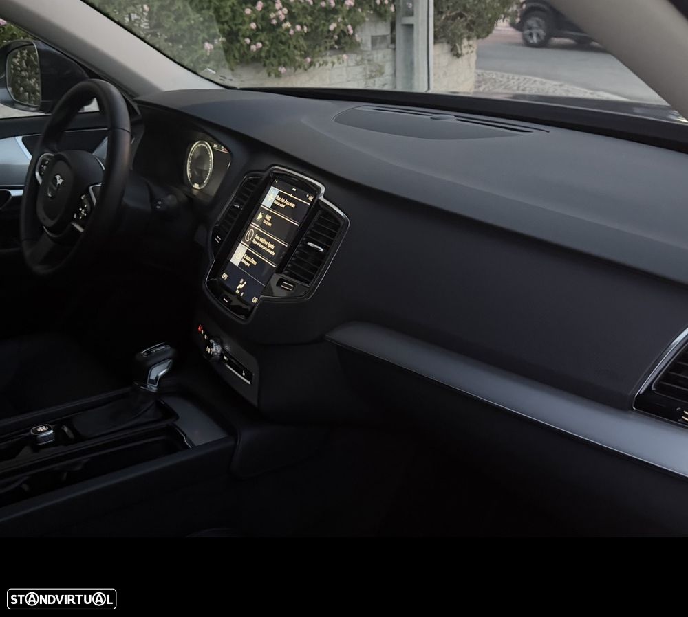 Volvo XC 90 - 43