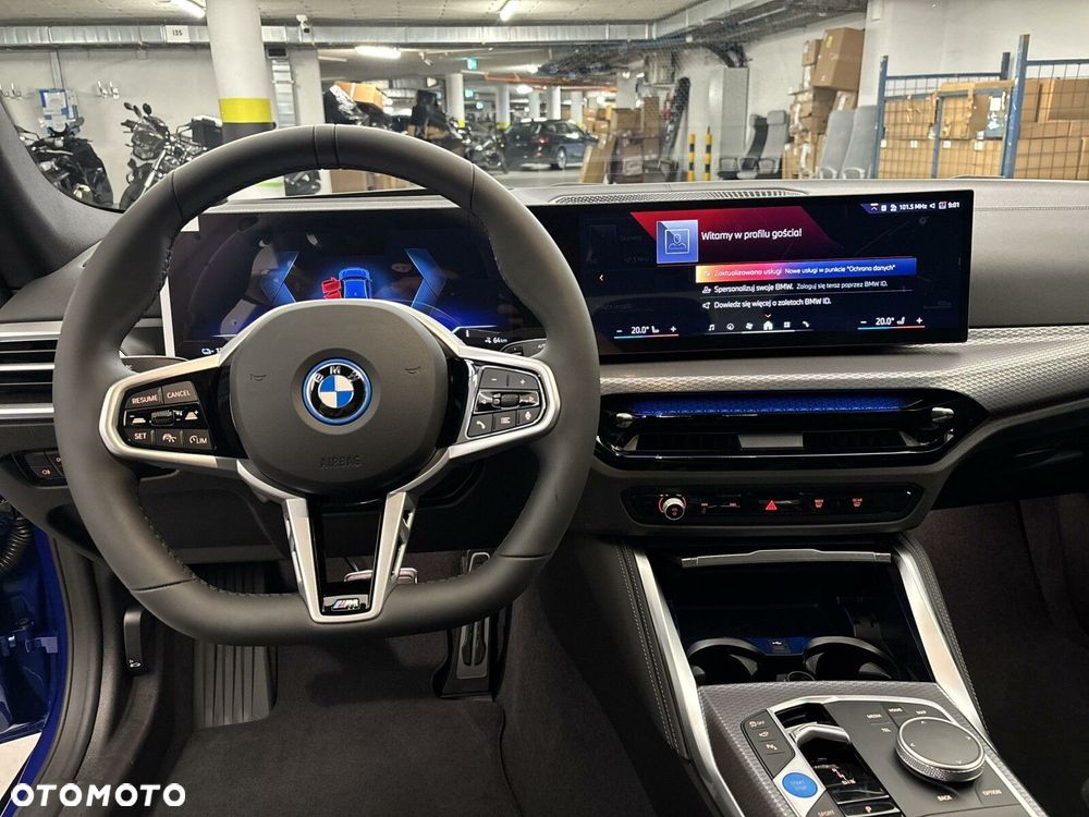 BMW i4 - 14