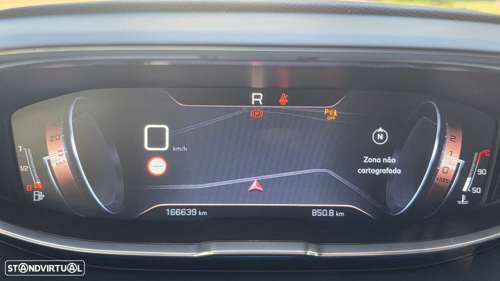 Peugeot 5008 1.6 BlueHDi GT Line EAT6 - 25