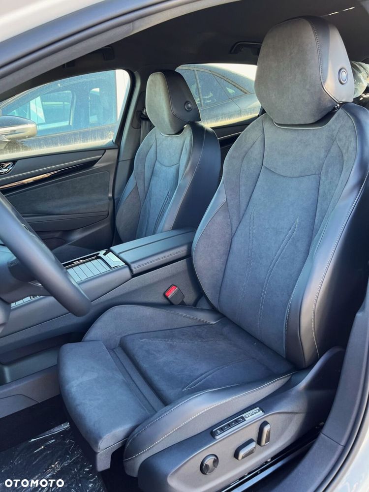 Volkswagen ID.7 77kWh Plus - 9