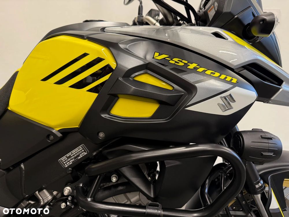 Suzuki V-STROM - 23