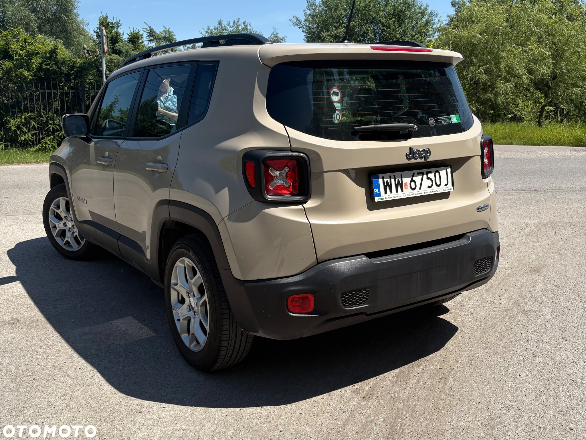 Jeep Renegade - 4