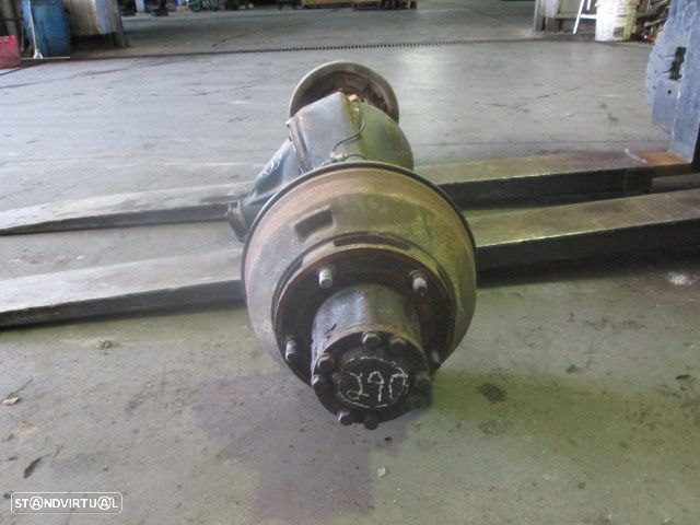 Eixo REF290 DAIHATSU DELTA 1981 3.0D TRAS COMPLETO - 2