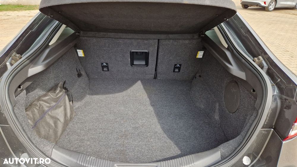 Ford Mondeo - 22
