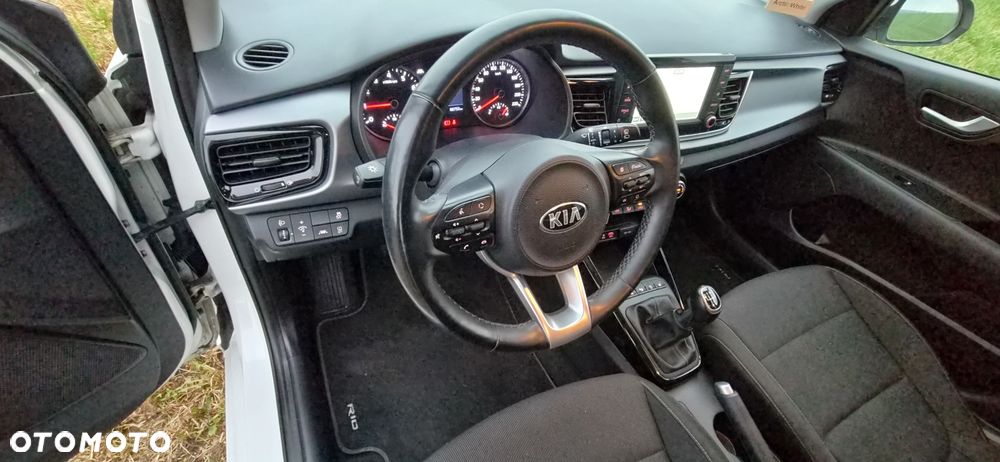 Kia Rio - 17