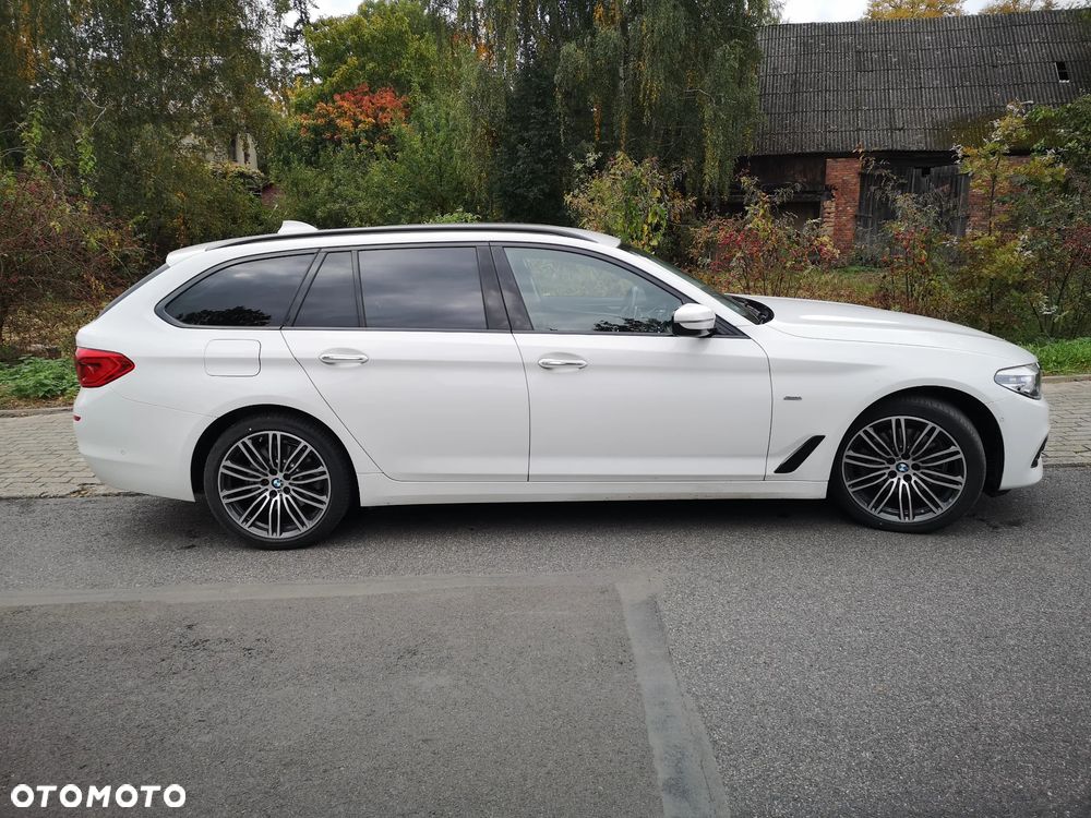 BMW Seria 5 520d xDrive Sport Line sport - 3