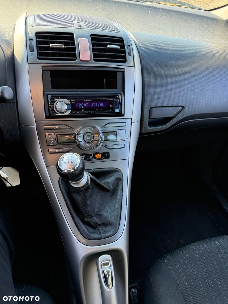 Toyota Auris 2.0 D-4D Edition - 12