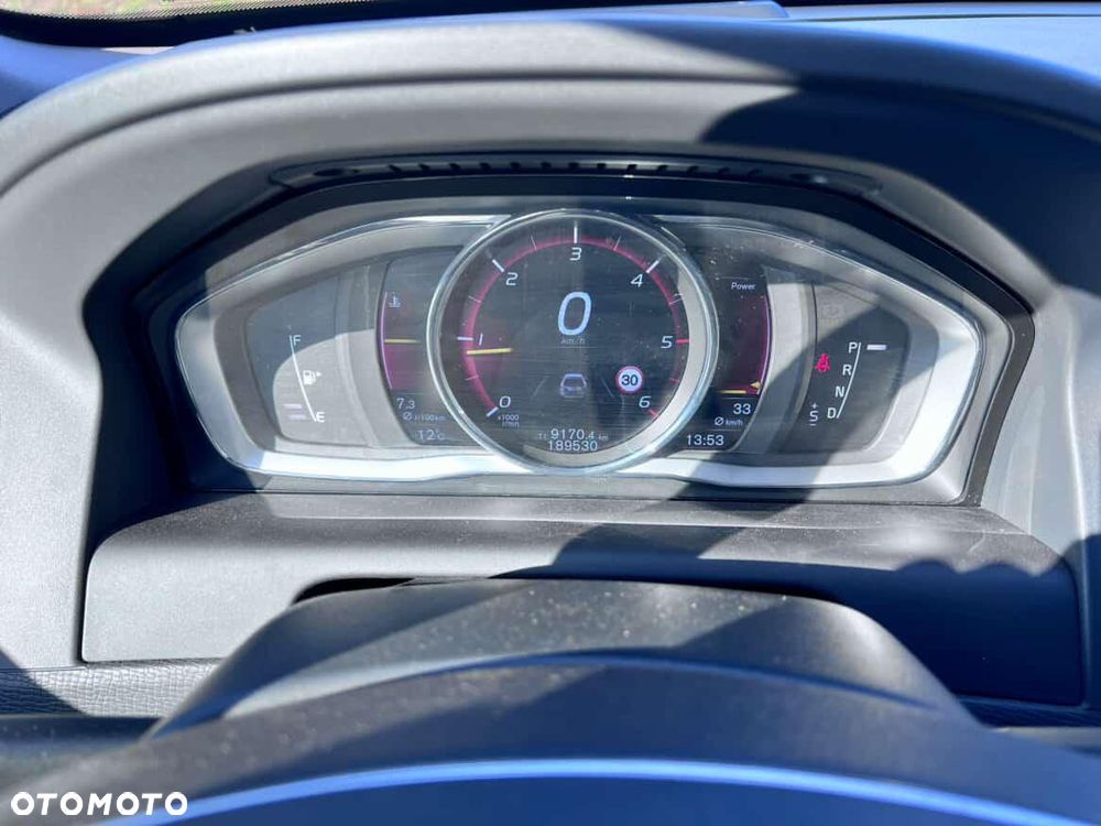 Volvo XC 60 D4 Geartronic Momentum - 8