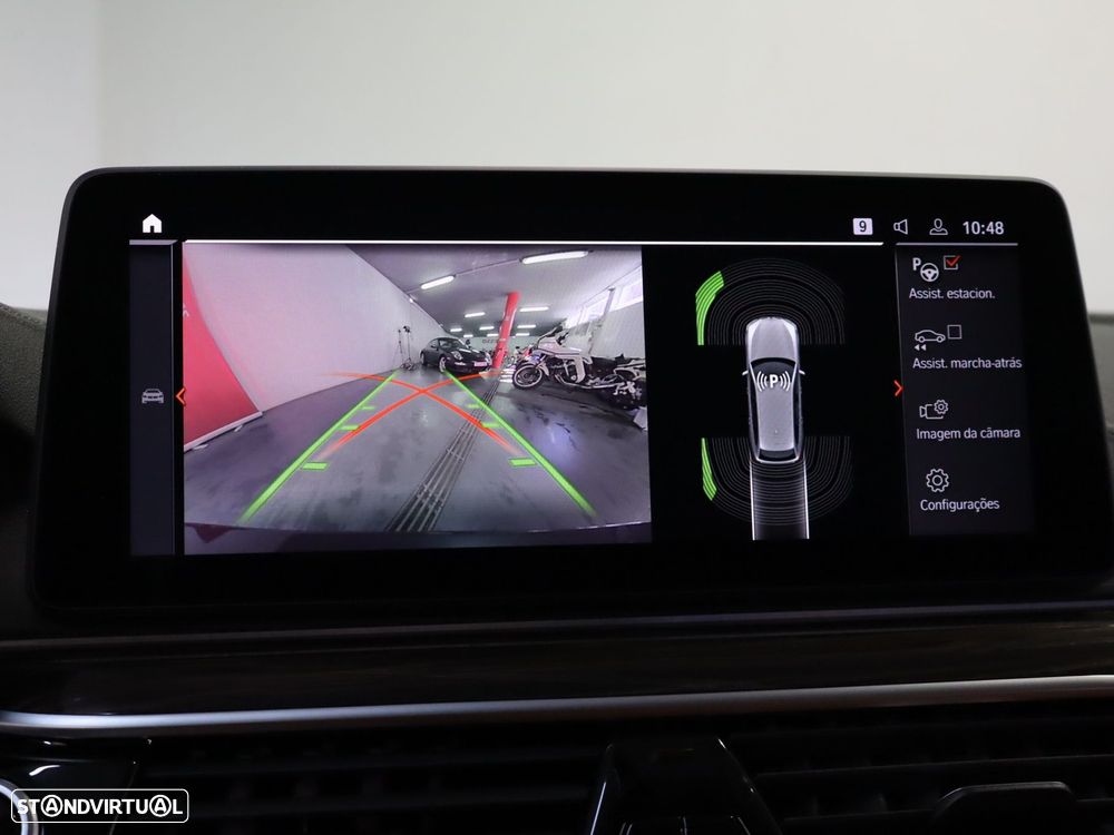 BMW 530 e Line Luxury - 23