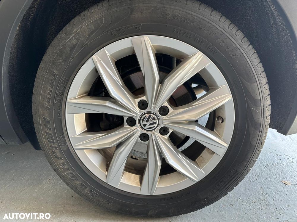 Volkswagen Tiguan 2.0 TSI DSG 4Mot Highline - 28
