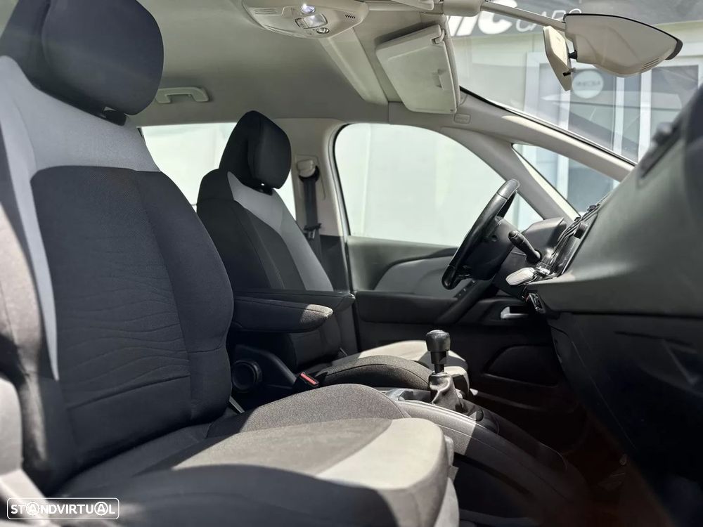 Citroën C4 Grand Picasso 1.6 e-HDi Exclusive - 23