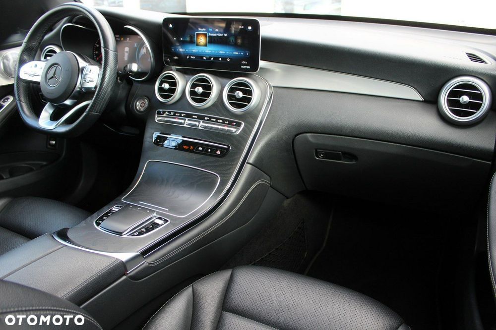 Mercedes-Benz GLC - 37