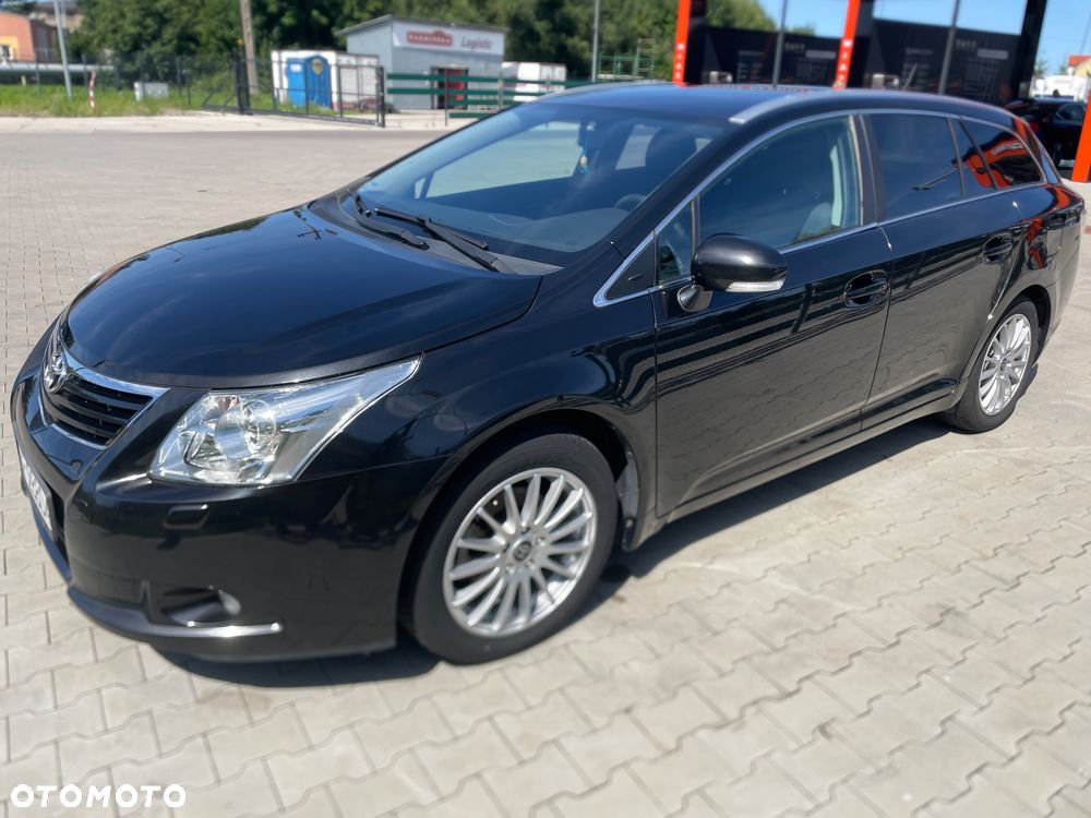 Toyota Avensis 1.8 Comfort - 3