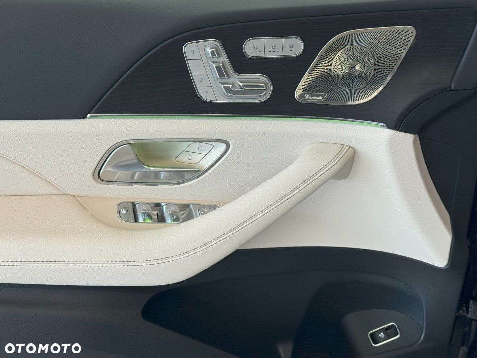 Mercedes-Benz GLE - 11