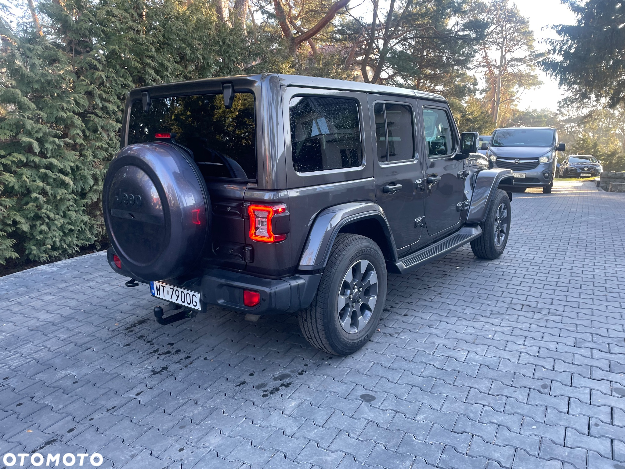 Jeep Wrangler - 3
