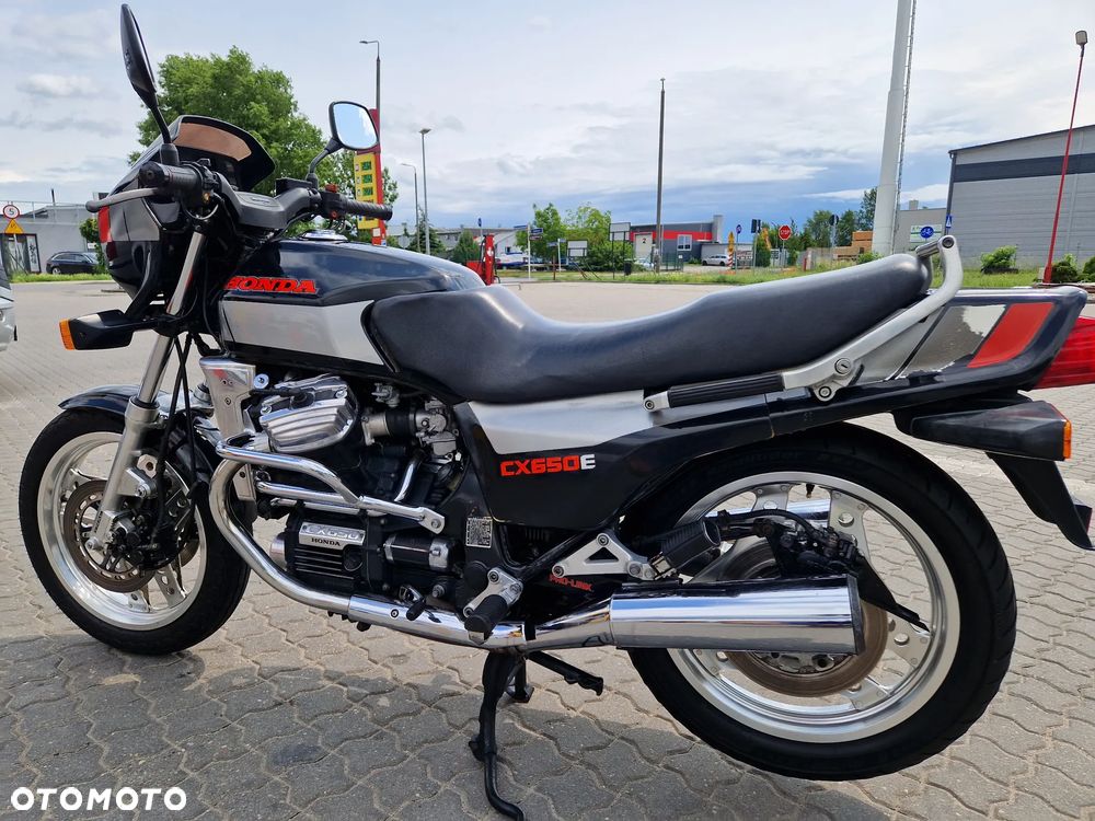 Honda CX - 7