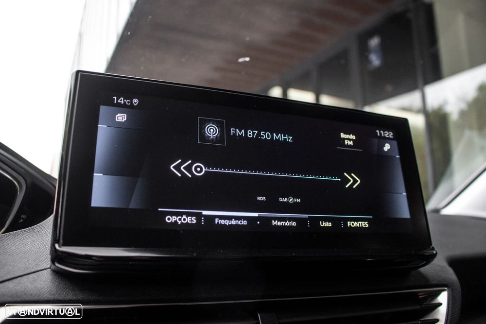 Peugeot 3008 1.5 BlueHDi Allure EAT8 - 36