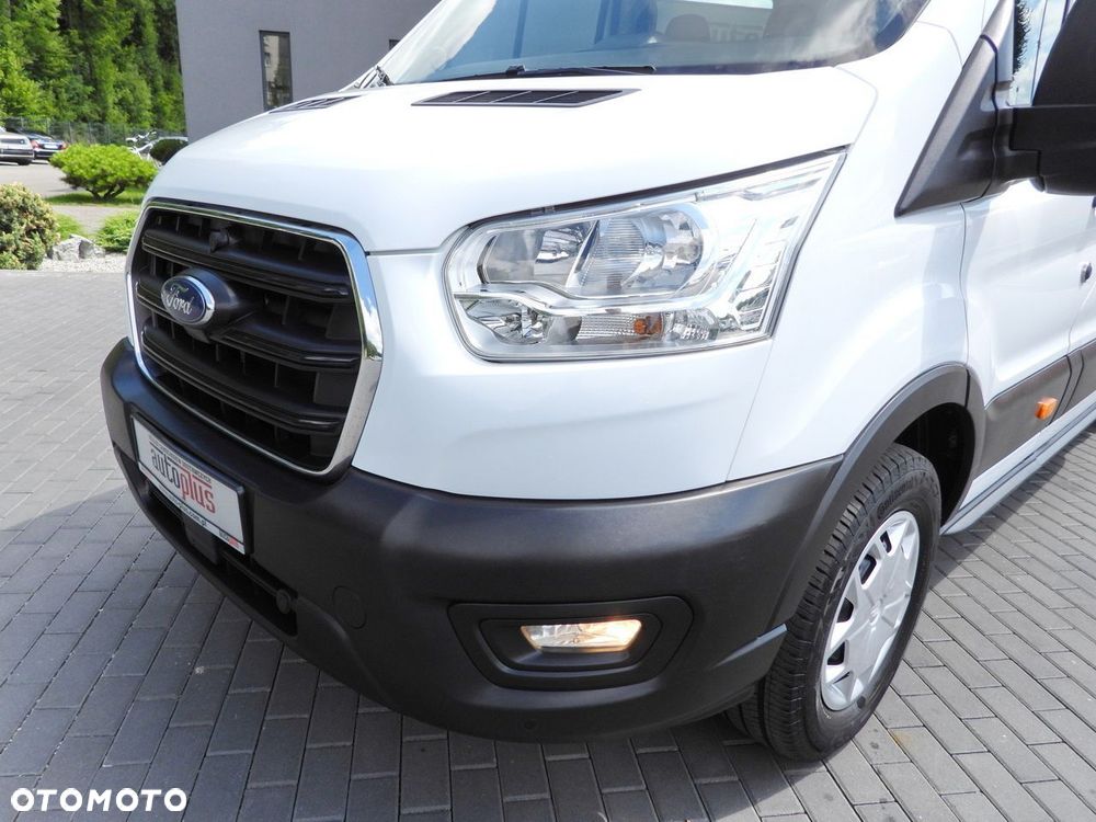 Ford TRANSIT FURGON BRYGADÓWKA 6 MIEJSC TEMPOMAT KLIMATYZACJA  185KM - 18