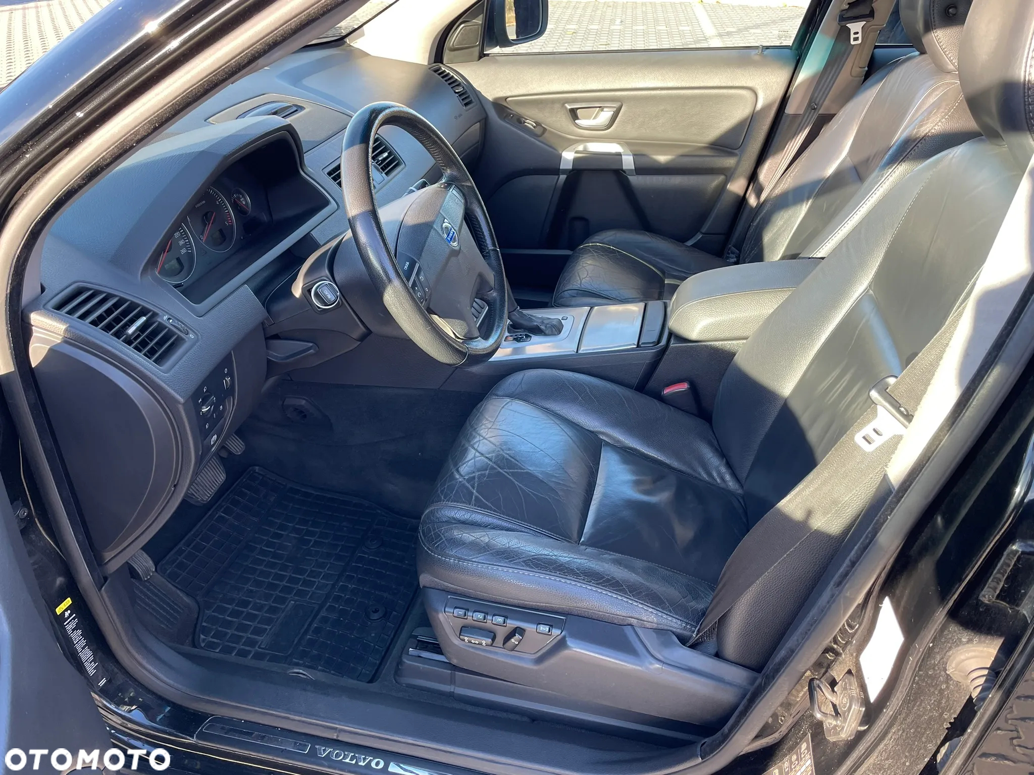 Volvo XC 90 - 22
