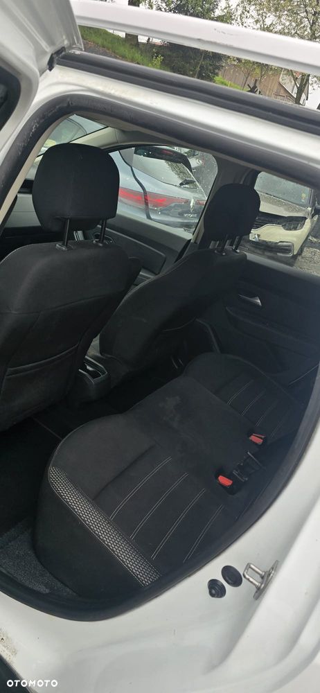 Dacia Duster Blue dCi 115 4WD Deal - 29