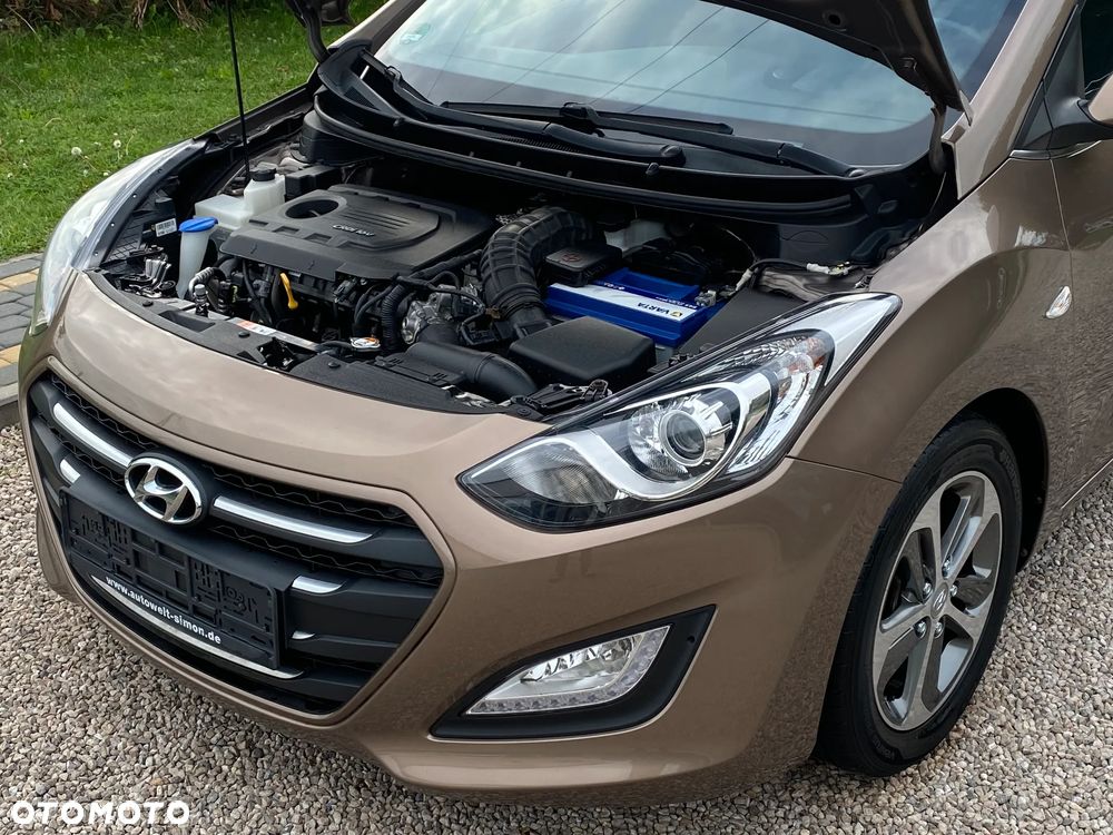 Hyundai i30 i30cw 1.6 CRDi Trend - 6