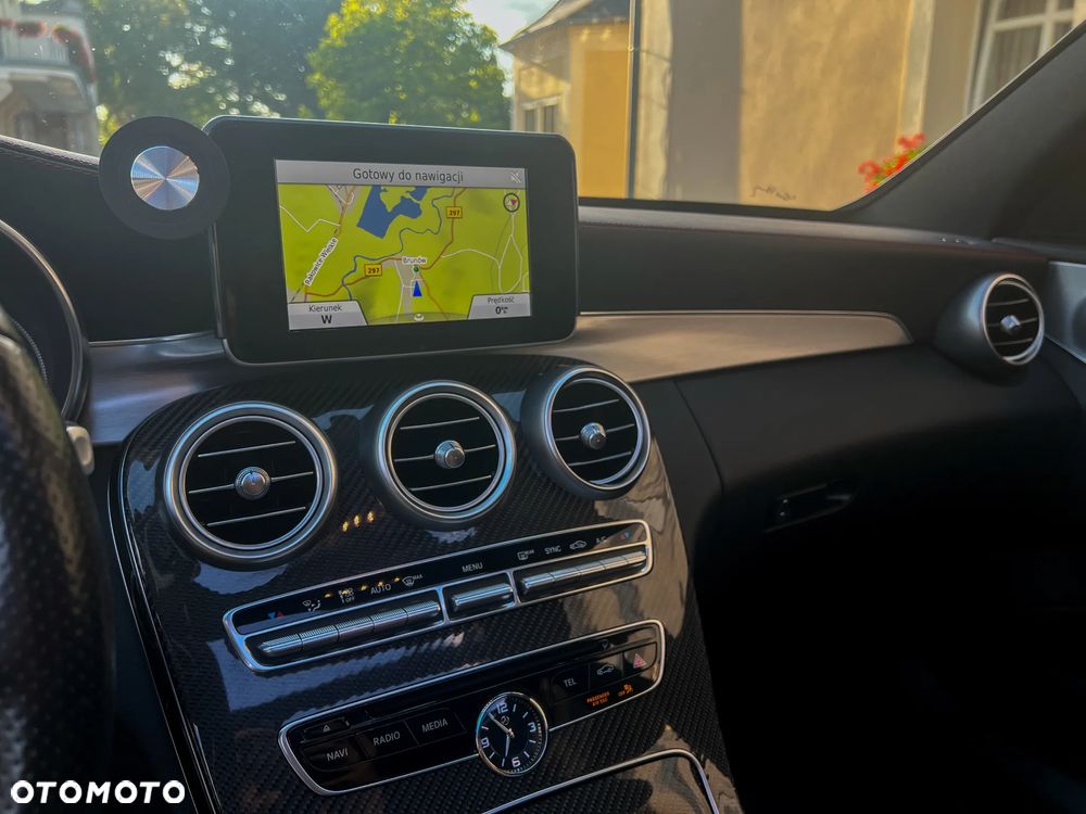 Mercedes-Benz Klasa C AMG 43 4-Matic - 17