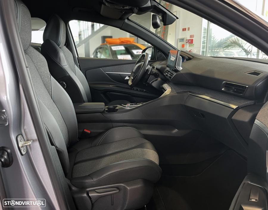Peugeot 3008 1.5 BlueHDi Allure Pack EAT8 - 28