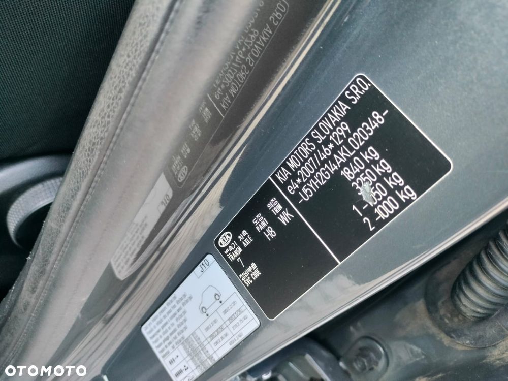 Kia ProCeed 1.4 T-GDI OPF GT LINE - 34