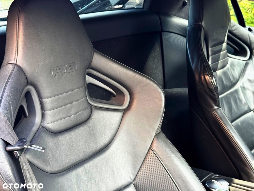 Audi R8 Coupé - 9
