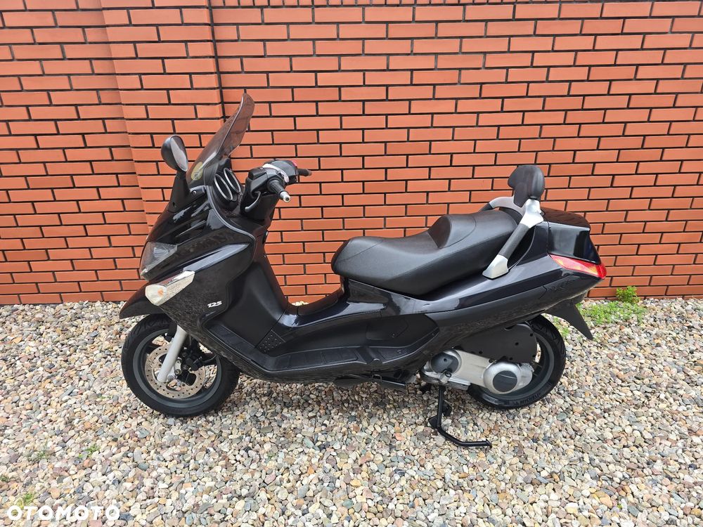 Piaggio Xevo - 3