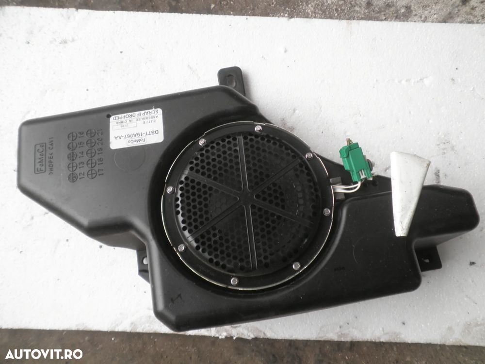 Subwoofer Ford Mondeo MK5 DS7T-19A067-AA