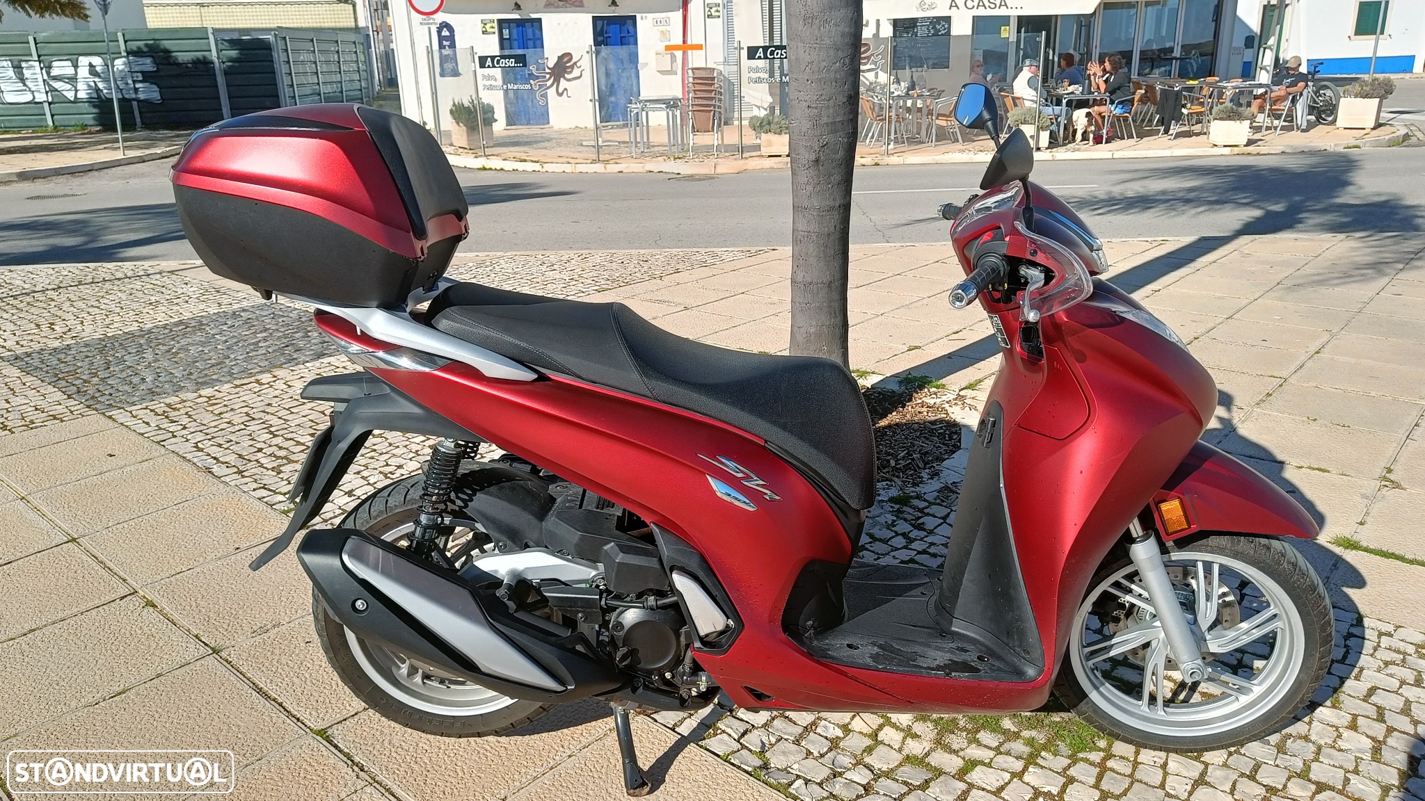 Honda SH 350i - 4
