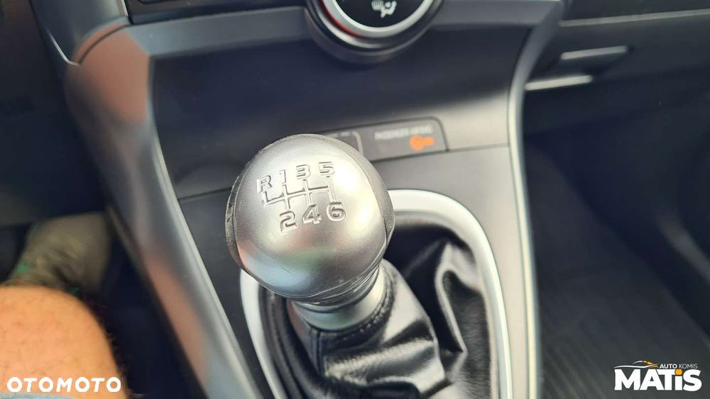 Toyota Verso - 33