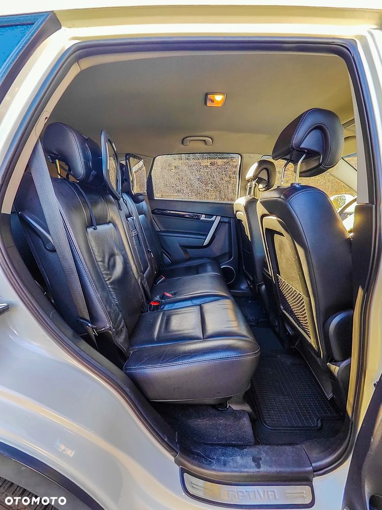 Chevrolet Captiva 2.4 LT+ - 13