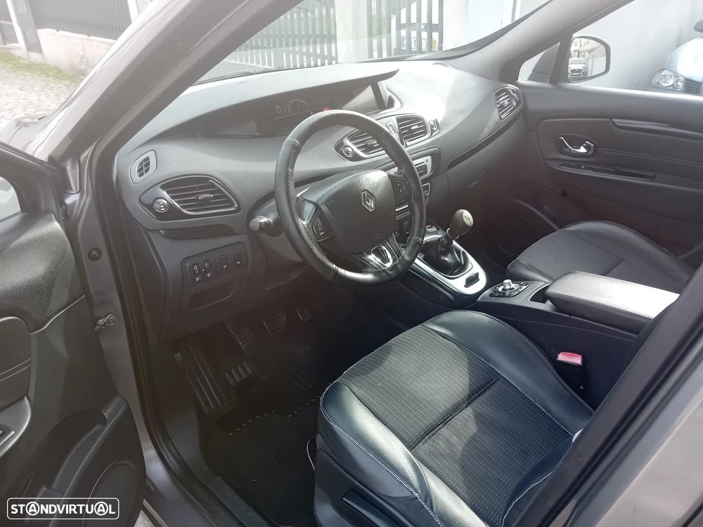 Renault Grand Scénic 1.5 dCi Bose Edition SS - 19