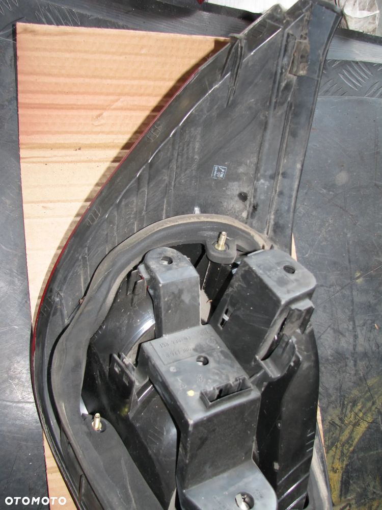 BMW E60 Lampa tył tylna prawa - 6