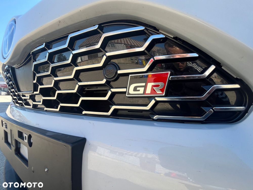 Toyota Yaris Cross 1.5 VVT-i GR Sport - 38