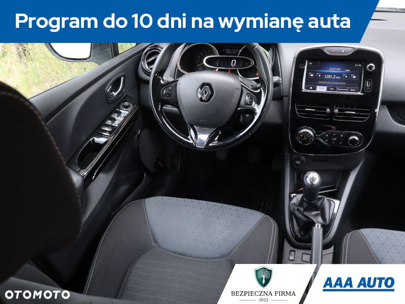 Renault Clio - 8