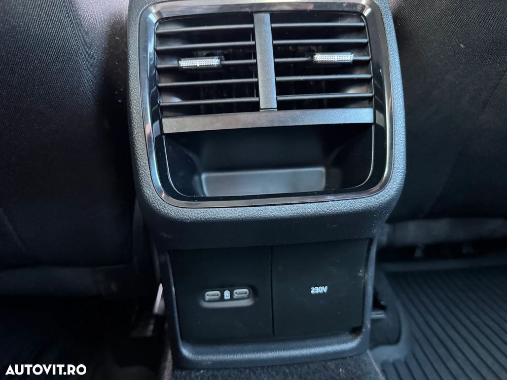 Skoda Octavia 2.0 TDI DSG Ambition - 8