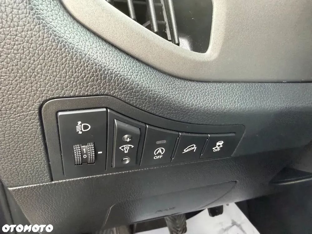 Kia Sportage 1.6 GDI 2WD Attract - 19