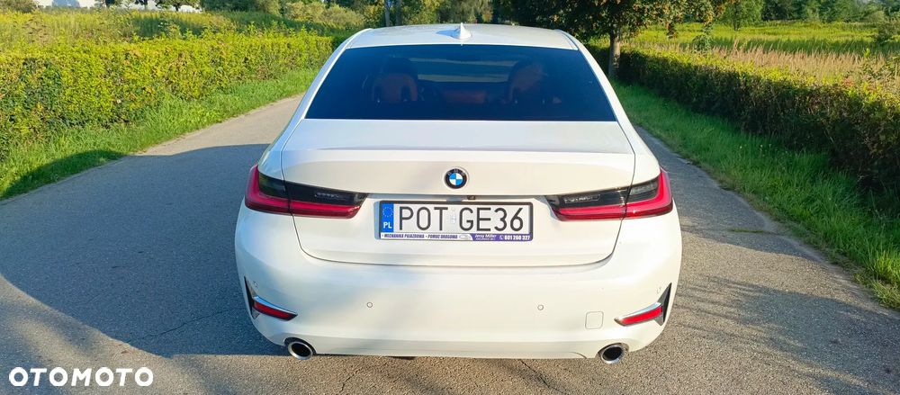 BMW Seria 3 320d Luxury Line sport - 8