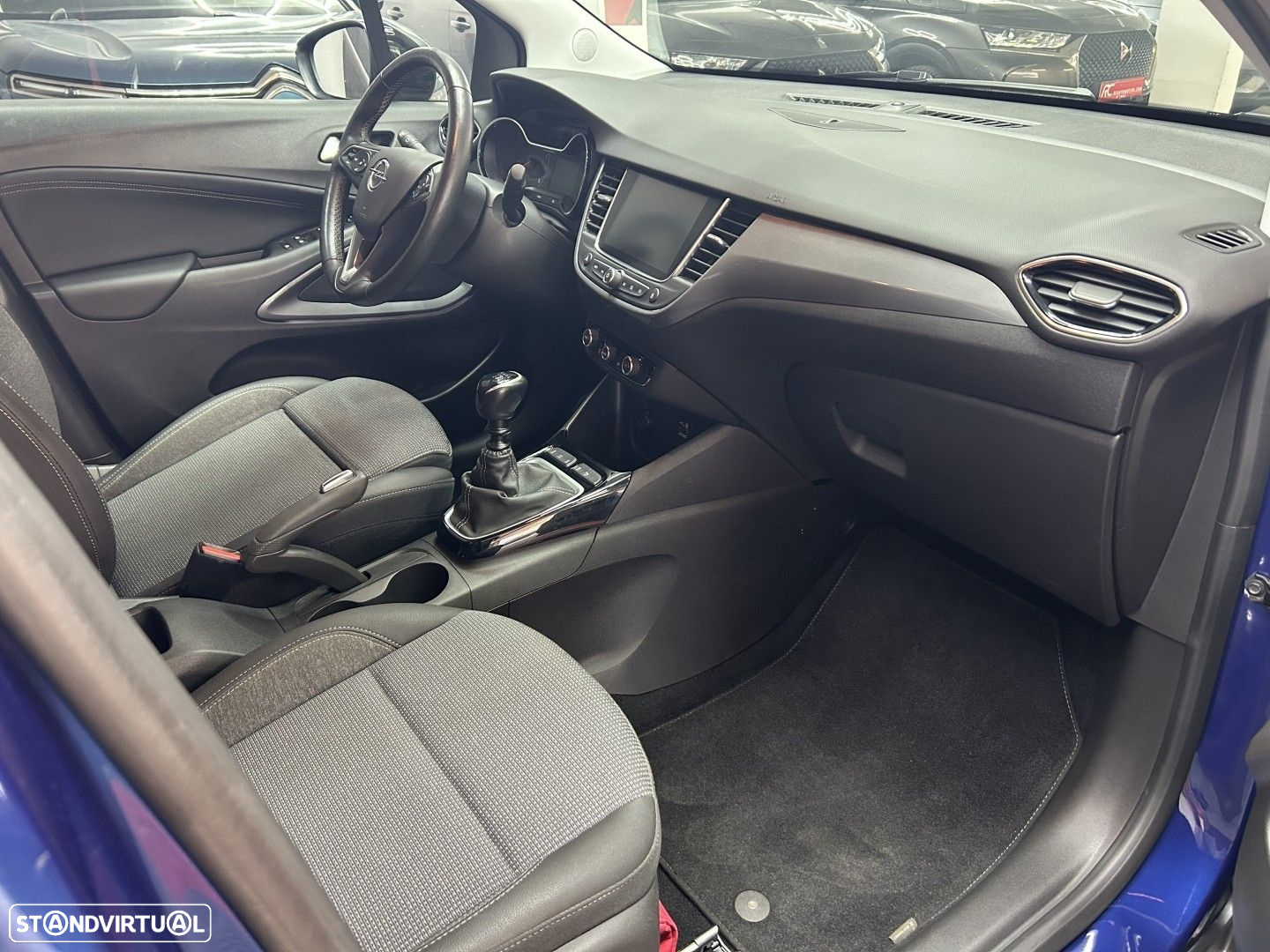 Opel Crossland X - 14