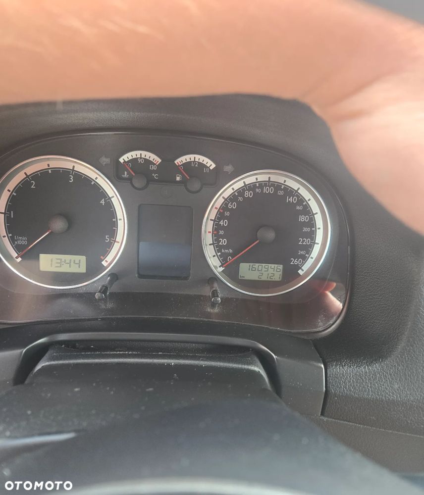 Volkswagen Bora 1.9 TDI 4 Mot Highline - 8